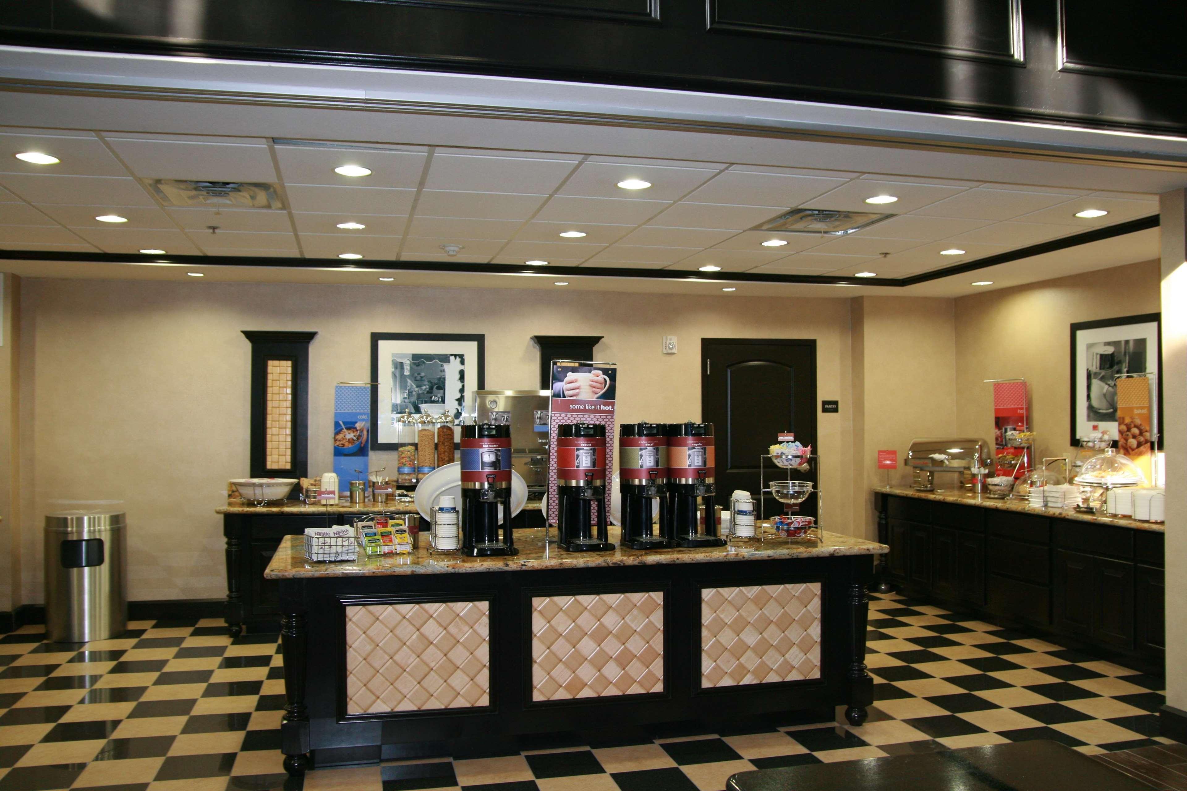 Hampton Inn & Suites Decatur Restaurant foto